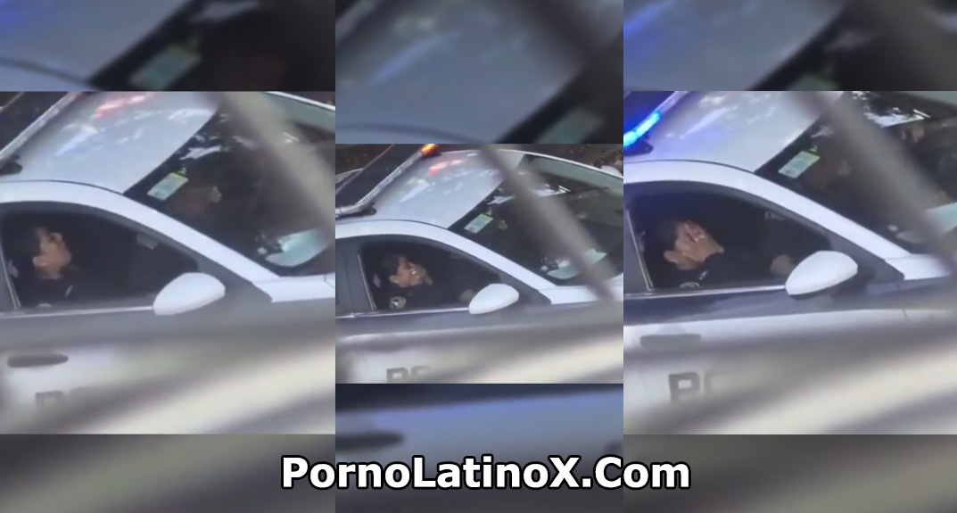 Captan a dos policías realizando actos sexuales mientras patrullaban en México XXX