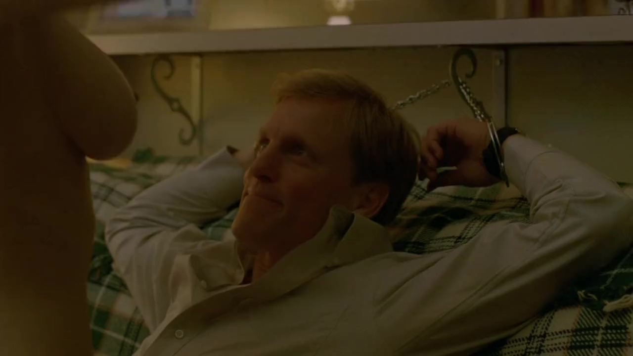 Los grandes pechos de Alexandra Daddario (True Detective)