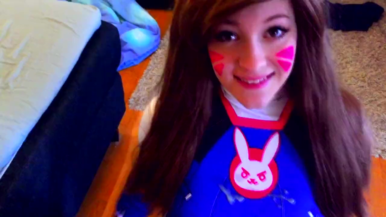 D.Va Cosplay Mierda casera