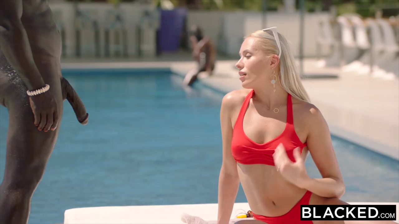 Doble penetración con Cutie Angelika Grays