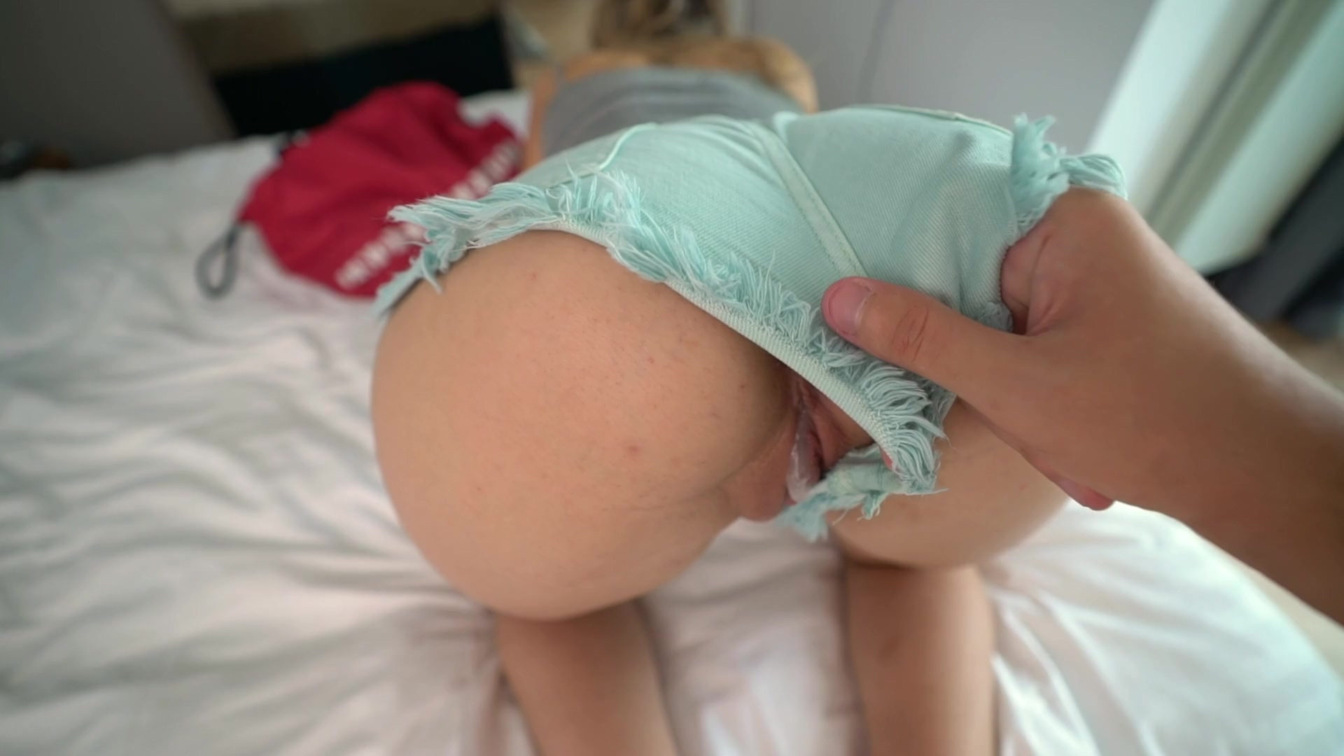 Ella obtiene proteínas en su coño antes del gimnasio.