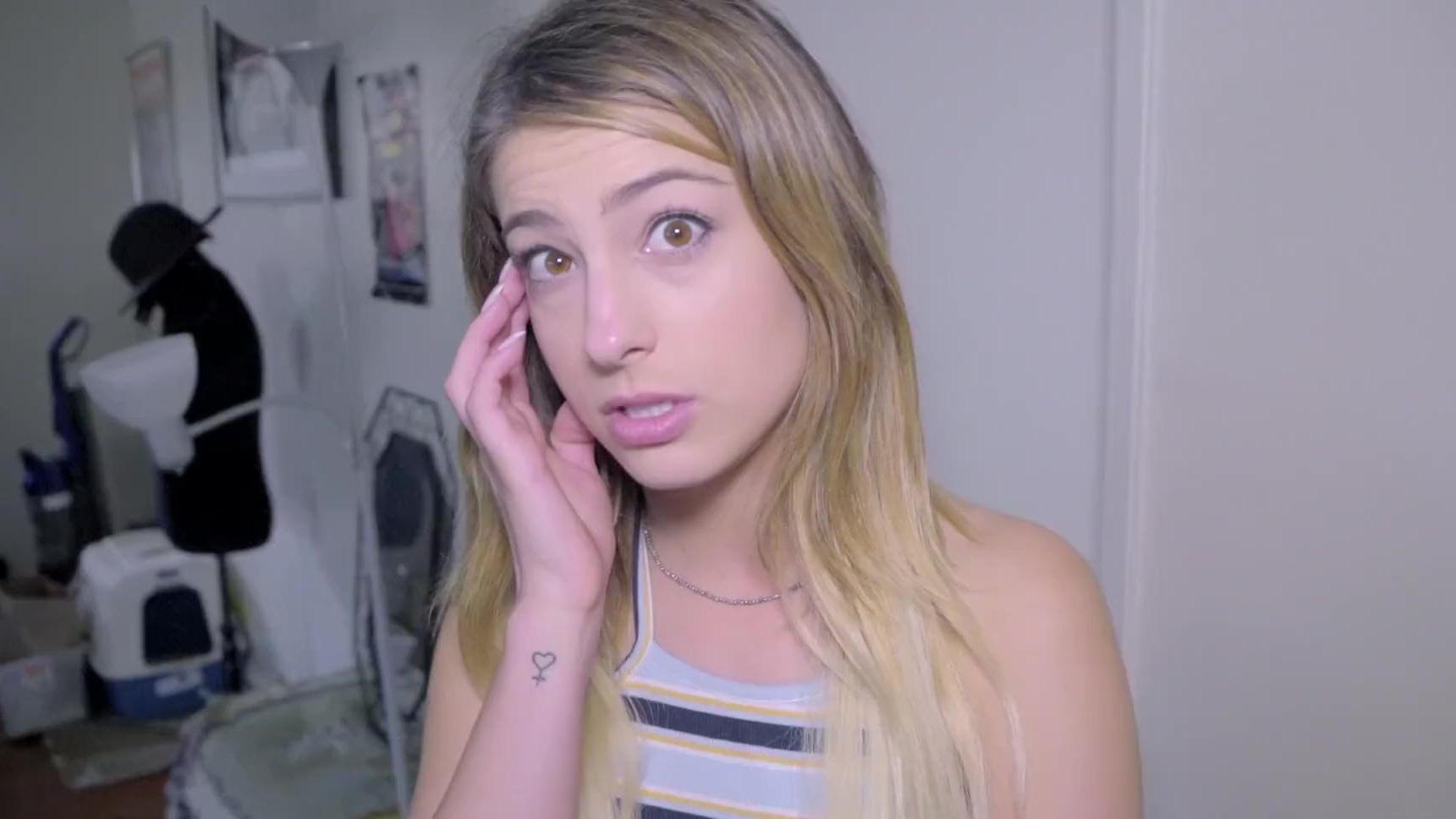 La estudiante loca Kristen Scott usa a su bebé para pagar el alquiler – Property Sex