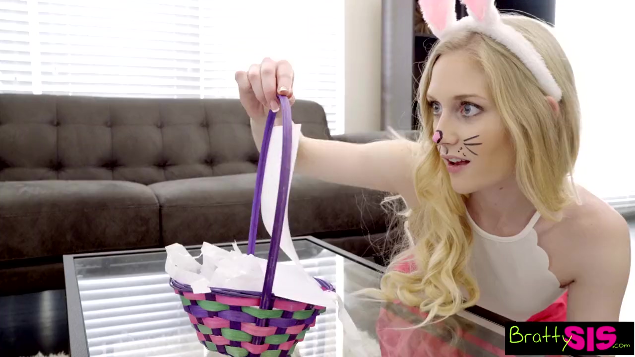 La linda conejita solo quiere dinero