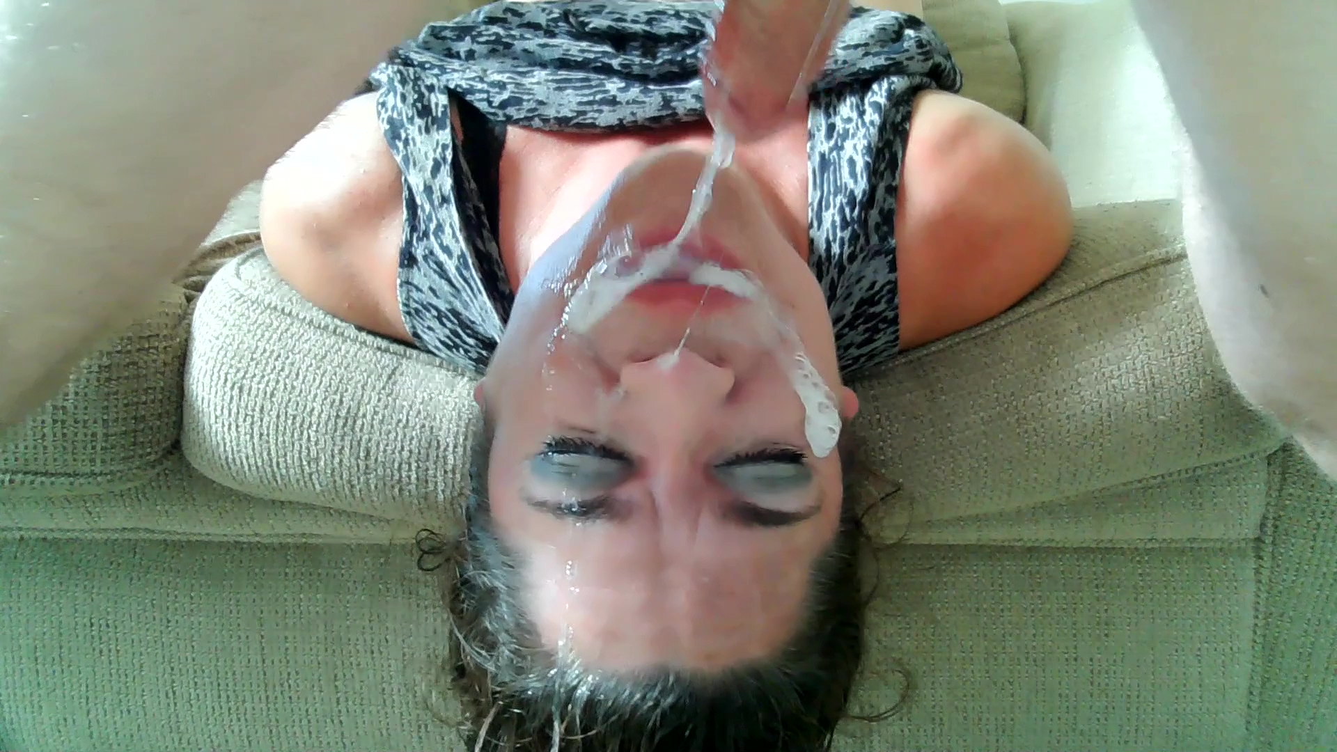 Madrastra me deja enloquecer antes de mi cita – porno familiar