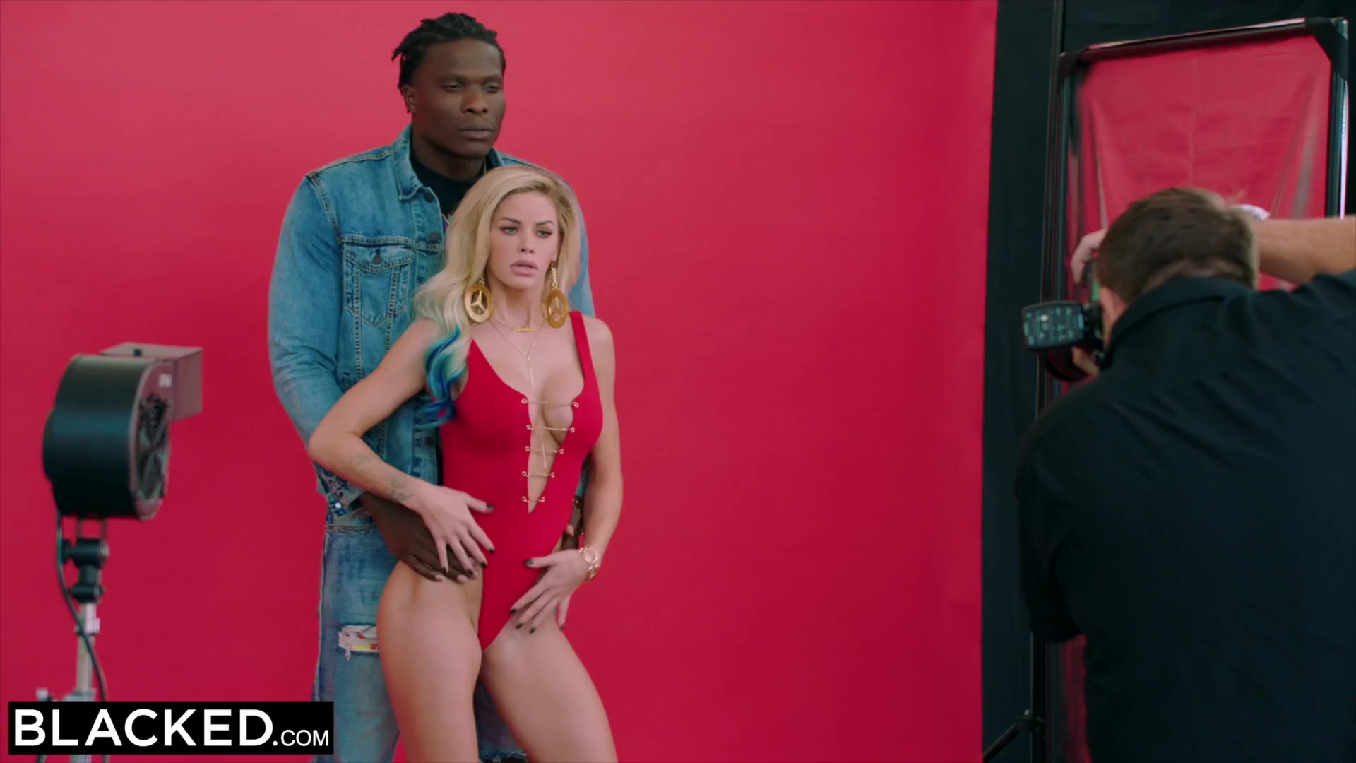 Necesidad urgente de sentir la BBC en su coño