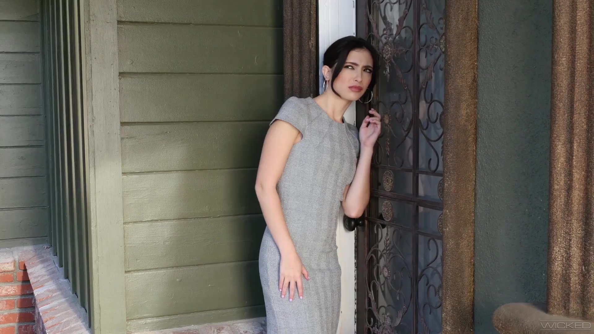 Nena adolescente extrañaba la polla de su mejor amiga