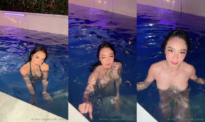 Amiivip se quita el bikini en la piscina