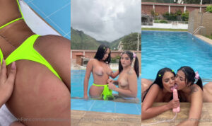 BabyBriUrdaneta y Andrea Soto frotando sus coños en la piscina