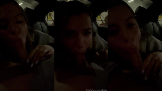 Madiiitay hace una mamada en un coche